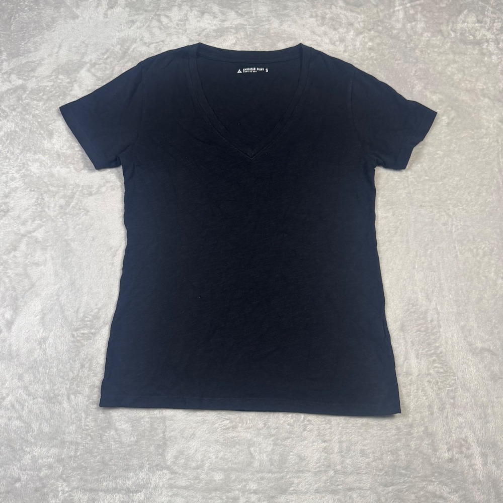 NWOT American‎ Giant Womens V-Neck Short Sleeve T-Shirt S Black Made in USA